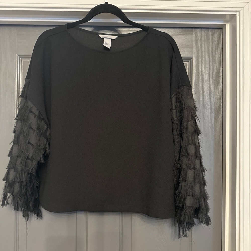 H&m Ladies Black Tasseled Top. Batwing Shape.